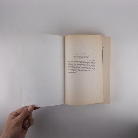 3/$10 - The Penguin Classic Baby Name Book by Carol McD. Wallace - Picture 2 of 12